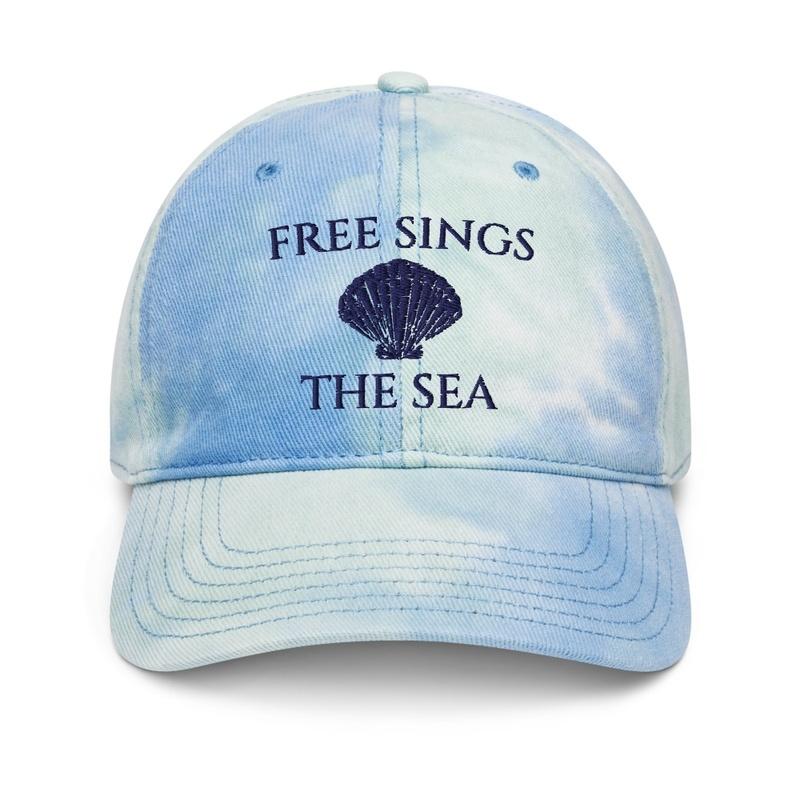 Free Sings the Sea Cap: Seashell